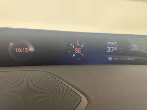 Used 2025 Lincoln Navigator L Reserve AWD/4WD image 19