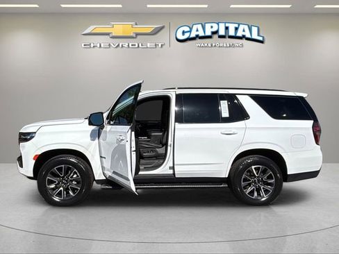Used 2023 Chevrolet Tahoe Z71 w/ Luxury Package AWD/4WD image 10