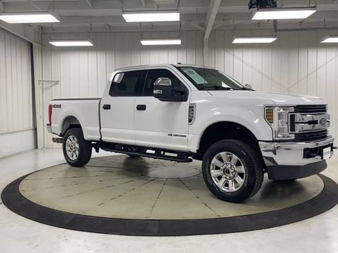 Used 2019 Ford F250 XLT AWD/4WD image 2