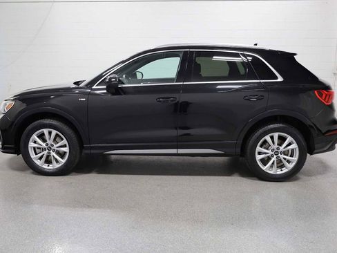 Used 2023 Audi Q3 2.0T Premium Plus w/ Premium Plus Package image 2