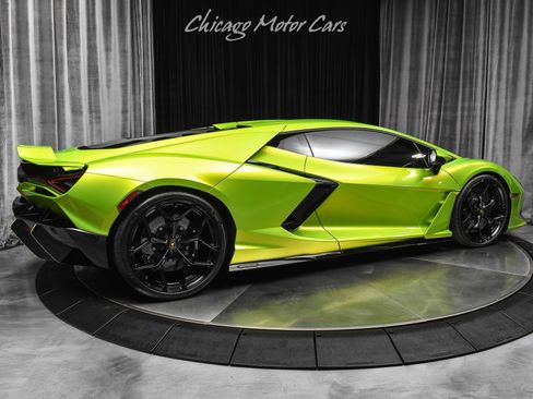 Used 2025 Lamborghini Revuelto AWD/4WD image 5