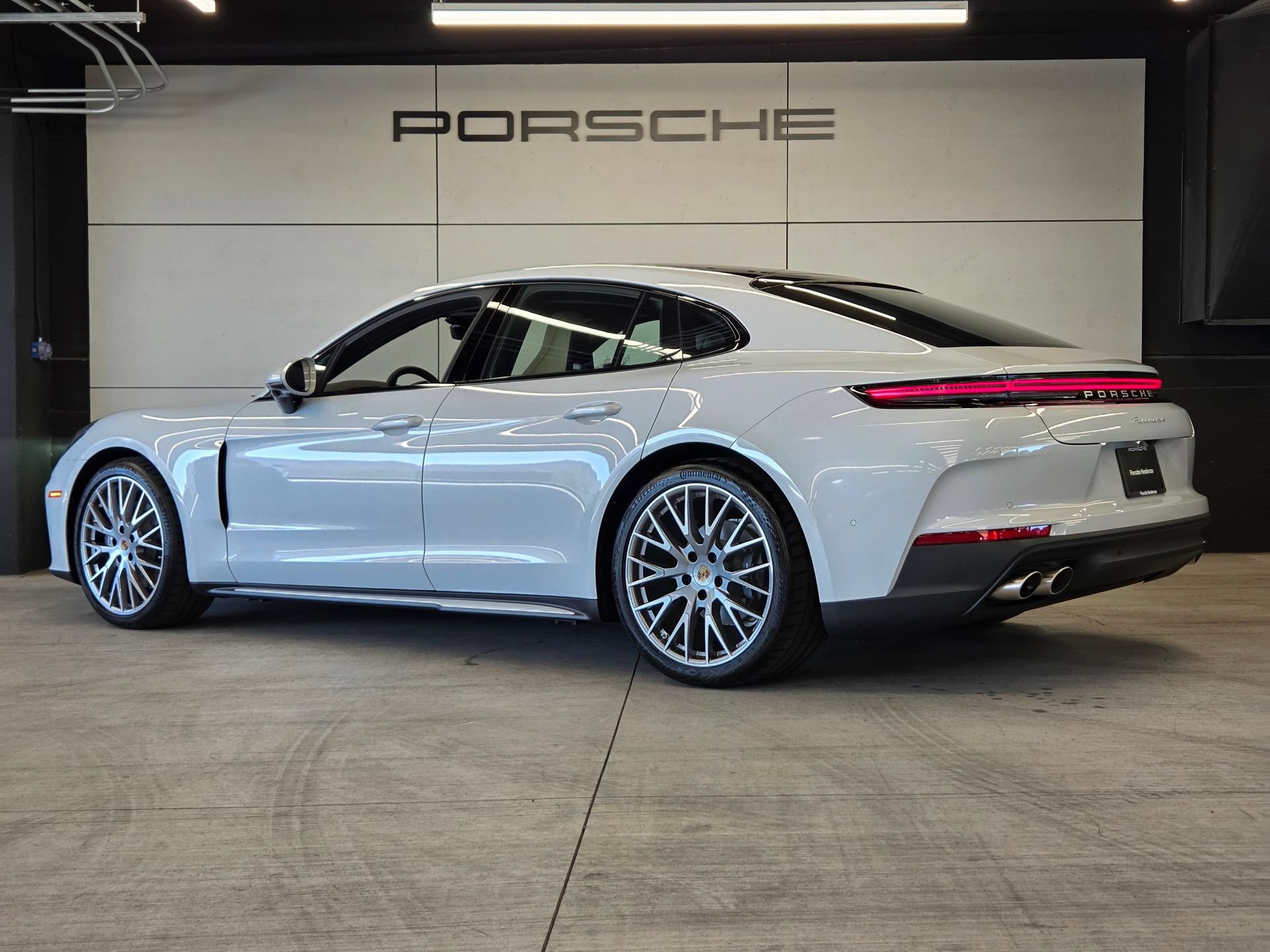 New 2026 Porsche Panamera 4 AWD/4WD image 3