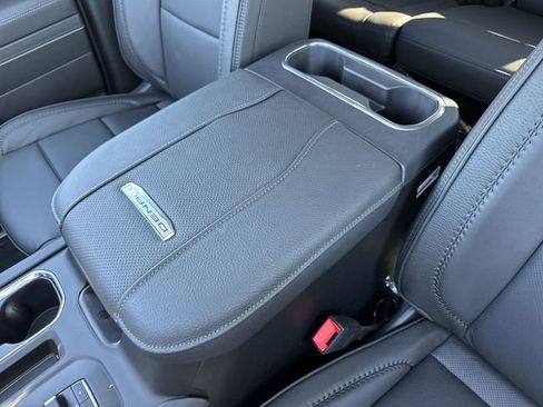 New 2026 GMC Sierra 2500 Denali w/ Denali Reserve Package image 21