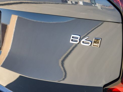 New 2026 Volvo XC90 B6 Ultra w/ Protection Package image 13