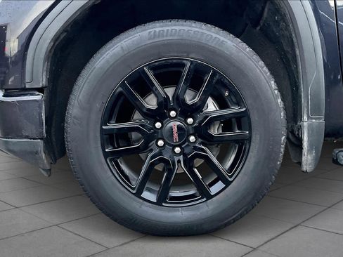 Used 2022 GMC Sierra 1500 Elevation image 9