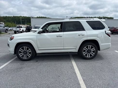 Used 2019 Toyota 4Runner Limited AWD/4WD image 7