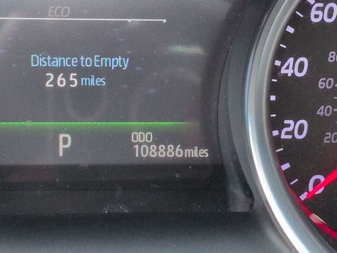 Certified 2018 Toyota Camry XSE FWD image 26