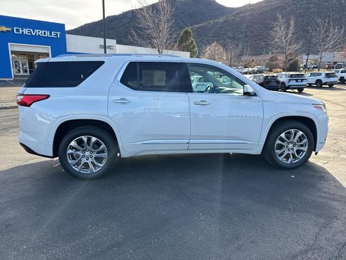 Used 2018 Chevrolet Traverse Premier image 9
