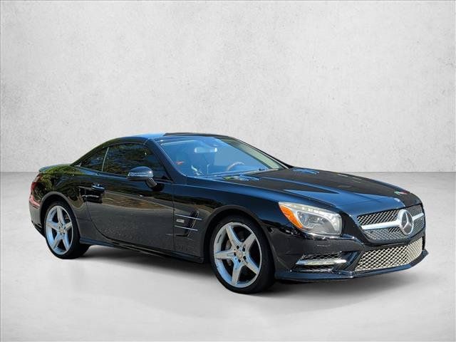 Used 2013 Mercedes-Benz SL 550 image 3