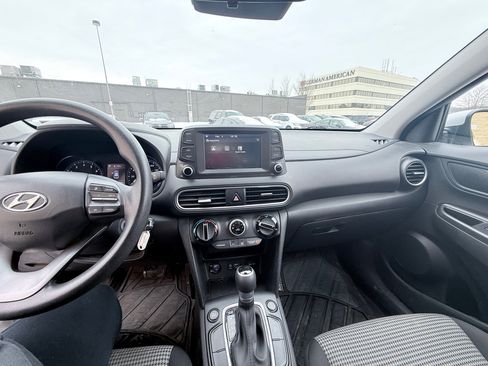 Used 2019 Hyundai Kona SE image 17