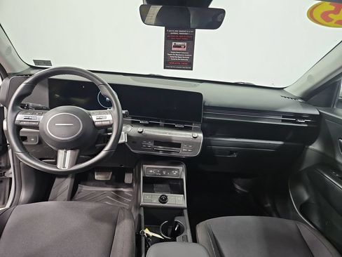 Certified 2025 Hyundai Kona SEL AWD/4WD image 14