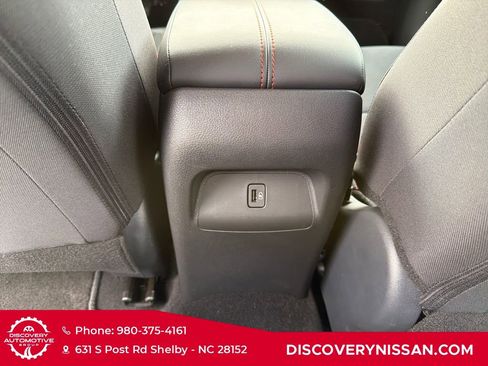 Certified 2025 Nissan Sentra SR FWD image 30
