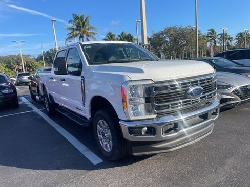 Used 2024 Ford F250 XLT image 8