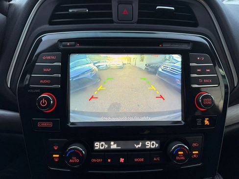 Used 2018 Nissan Maxima 3.5 S image 17