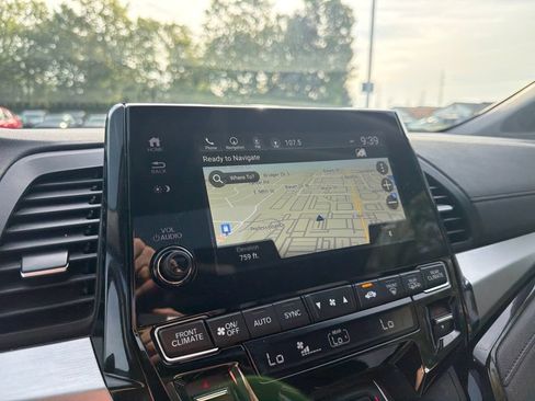 Used 2024 Honda Odyssey Touring image 31