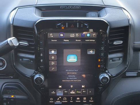 Used 2022 RAM 3500 Limited image 18