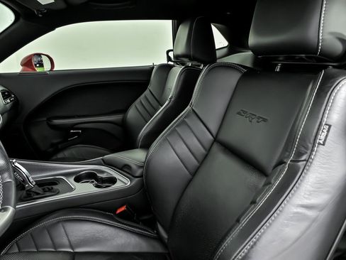 Used 2015 Dodge Challenger SRT Hellcat image 21
