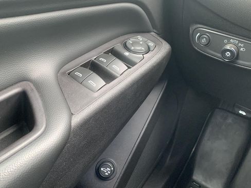 Used 2018 Chevrolet Equinox LT AWD/4WD image 10
