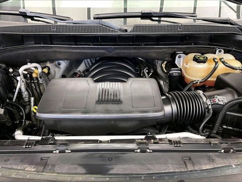 Used 2022 Chevrolet Tahoe Z71 w/ Z71 Off-Road Package image 9