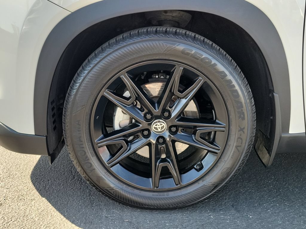 Used 2024 Toyota Grand Highlander AWD image 29