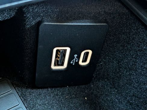 Used 2025 Lincoln Corsair FWD w/ Equipment Group 101A image 26