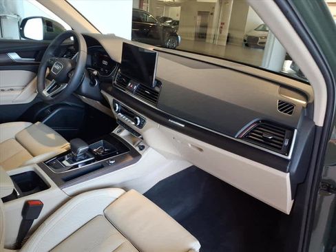 Certified 2023 Audi Q5 e Prestige w/ Prestige Package image 24