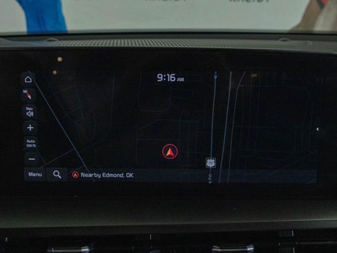 Used 2024 Kia Telluride S w/ S Sunroof Package FWD image 5