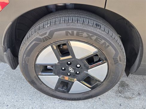 Certified 2025 Hyundai Santa Fe SEL image 10