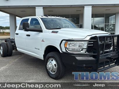 Used 2022 RAM 3500 Tradesman w/ Chrome Appearance Group