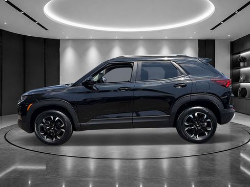 Certified 2023 Chevrolet TrailBlazer LT AWD/4WD image 2