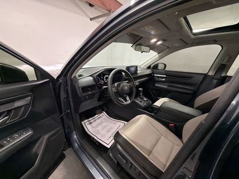 Used 2024 Honda CR-V EX image 10