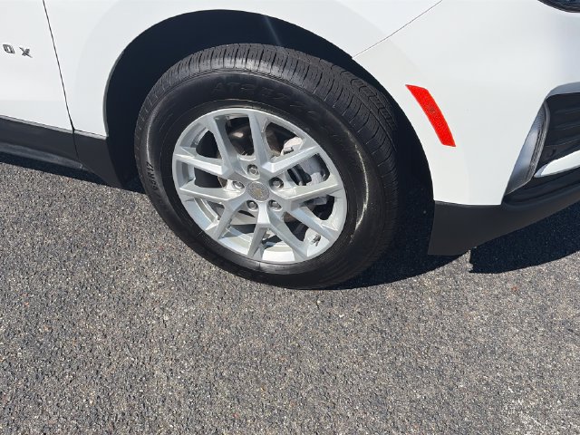 Used 2024 Chevrolet Equinox LT AWD/4WD image 11