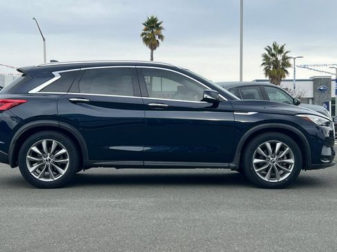 Used 2019 INFINITI QX50 Luxe w/ Navigation Package image 3