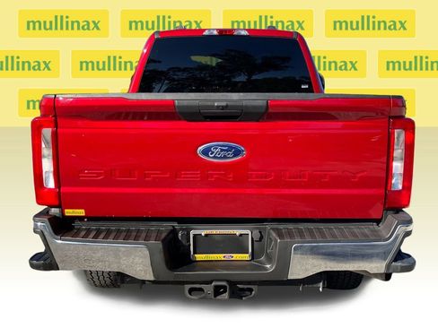 Certified 2023 Ford F350 XLT w/ FX4 Off-Road Package image 9