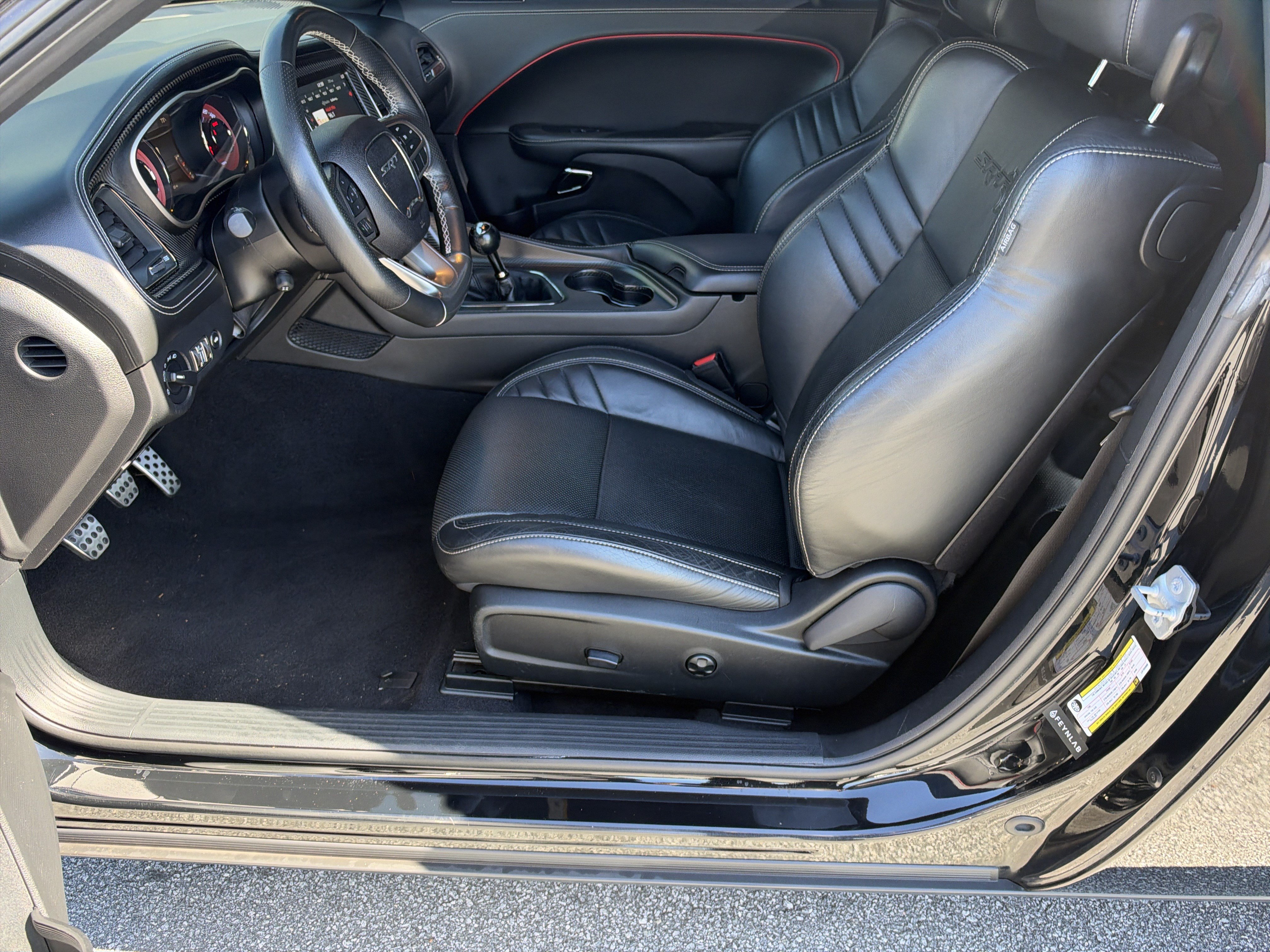 Used 2020 Dodge Challenger SRT Hellcat w/ Plus Package RWD image 11