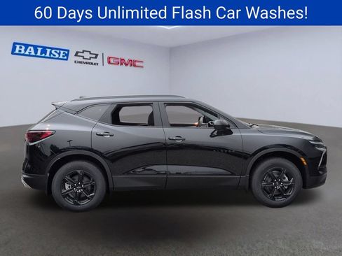 New 2026 Chevrolet Blazer LT w/ Convenience Package AWD/4WD image 2