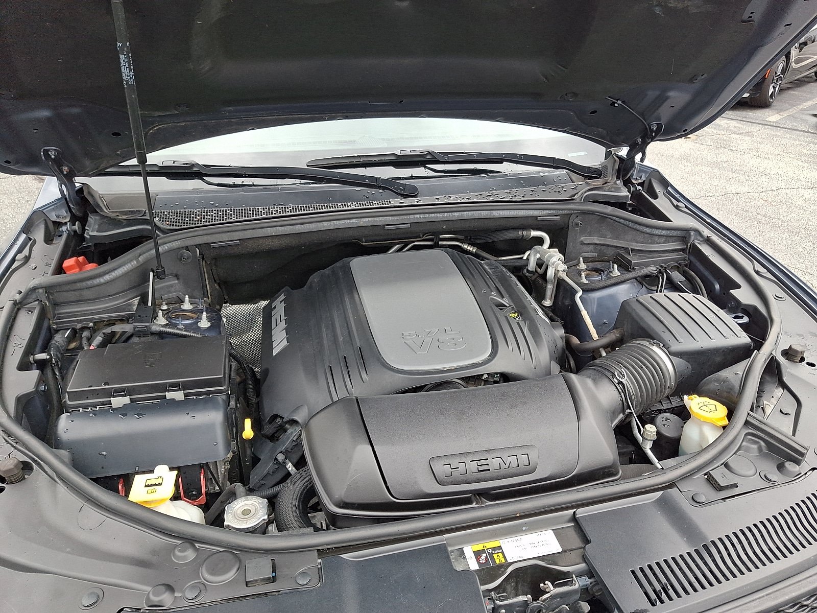 Used 2020 Dodge Durango R/T w/ Technology Group AWD/4WD image 29
