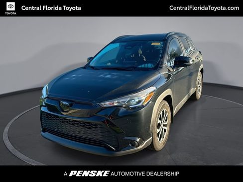 Used 2025 Toyota Corolla Cross AWD Hybrid image 1