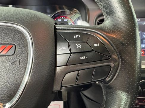 Used 2019 Dodge Charger SXT w/ Driver Confidence Group AWD/4WD image 16