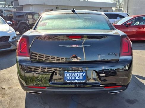 Used 2022 Chrysler 300 S image 5