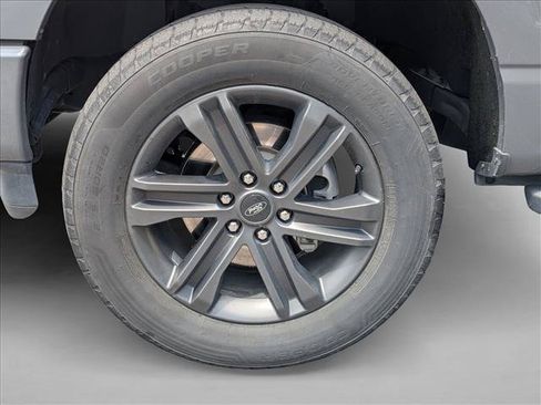 Used 2021 Ford F150 XLT w/ Equipment Group 302A High AWD/4WD image 18