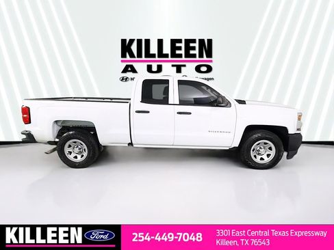 Used 2018 Chevrolet Silverado 1500 W/T w/ Trailering Package image 9
