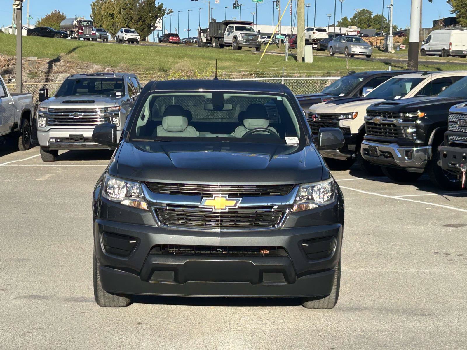 Used 2017 Chevrolet Colorado W/T w/ WT Convenience Package RWD image 2