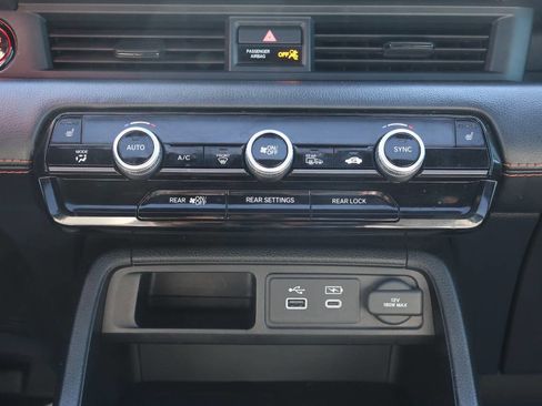 Used 2024 Honda Pilot TrailSport image 22