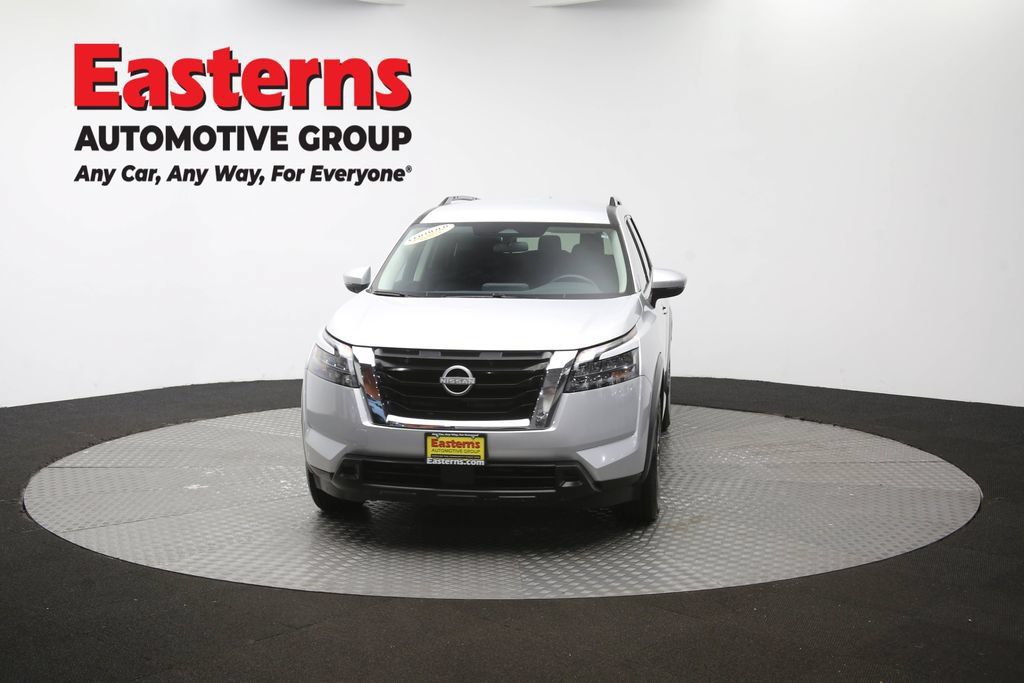 Used 2025 Nissan Pathfinder SV FWD image 57