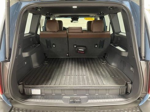 Used 2025 Toyota Land Cruiser Base image 25