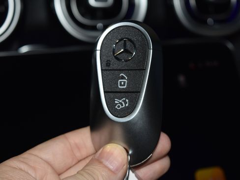 New 2026 Mercedes-Benz C 300 4MATIC Sedan image 13