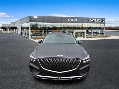 Used 2024 Genesis GV70 2.5T w/ Advanced Package AWD/4WD image 8