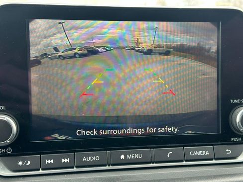 Used 2023 Nissan Rogue SV image 21