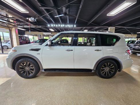 Used 2018 Nissan Armada Platinum w/ Captain Seat Package RWD image 4